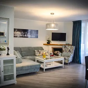 Luxury 2-bed With Big Terrace In With Outdoor Pools In Calahonda Apartment Sitio de Calahonda