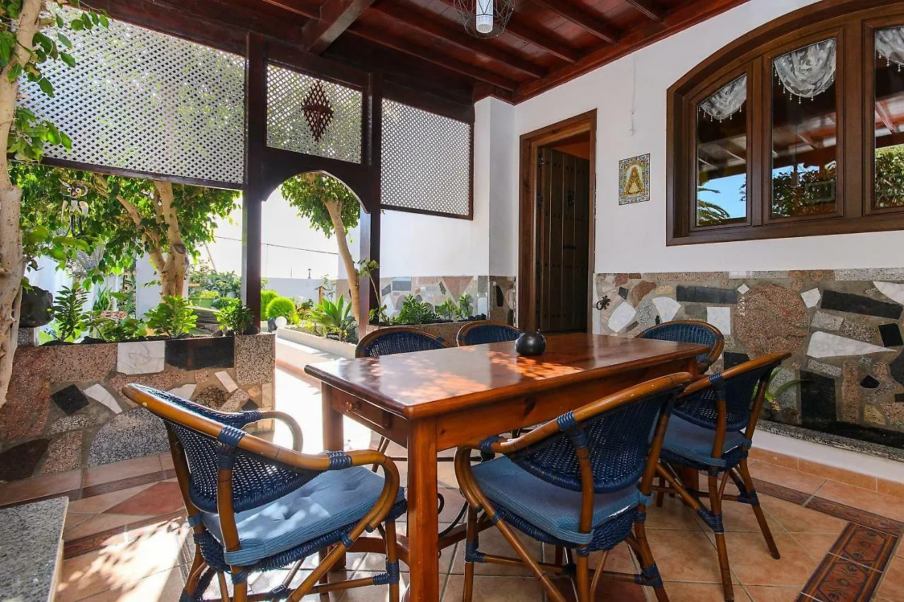 Hearth Away From House. Breia Villa Puerto del Carmen