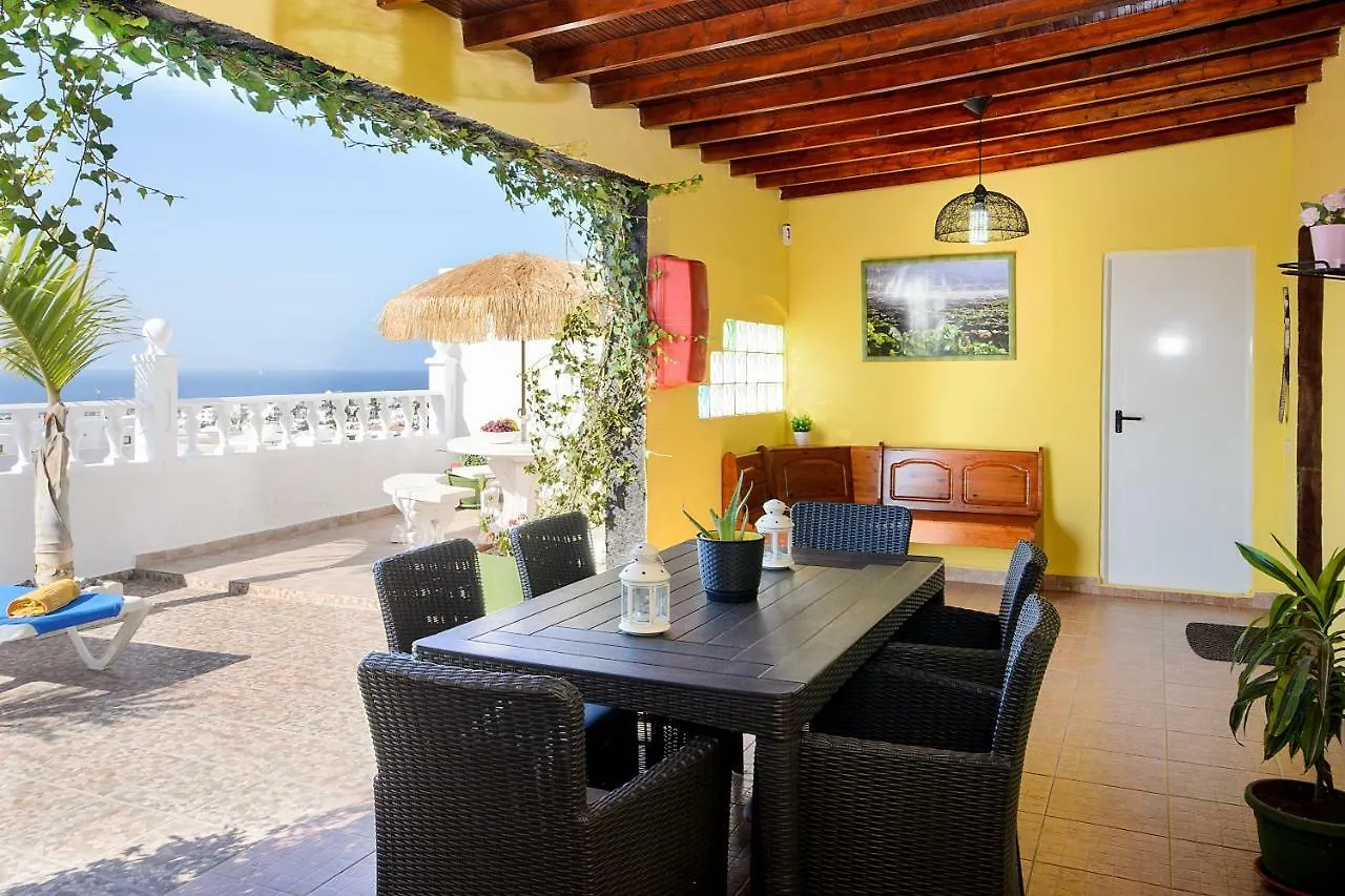 Hearth Away From House. Breia Villa Puerto del Carmen  Spain