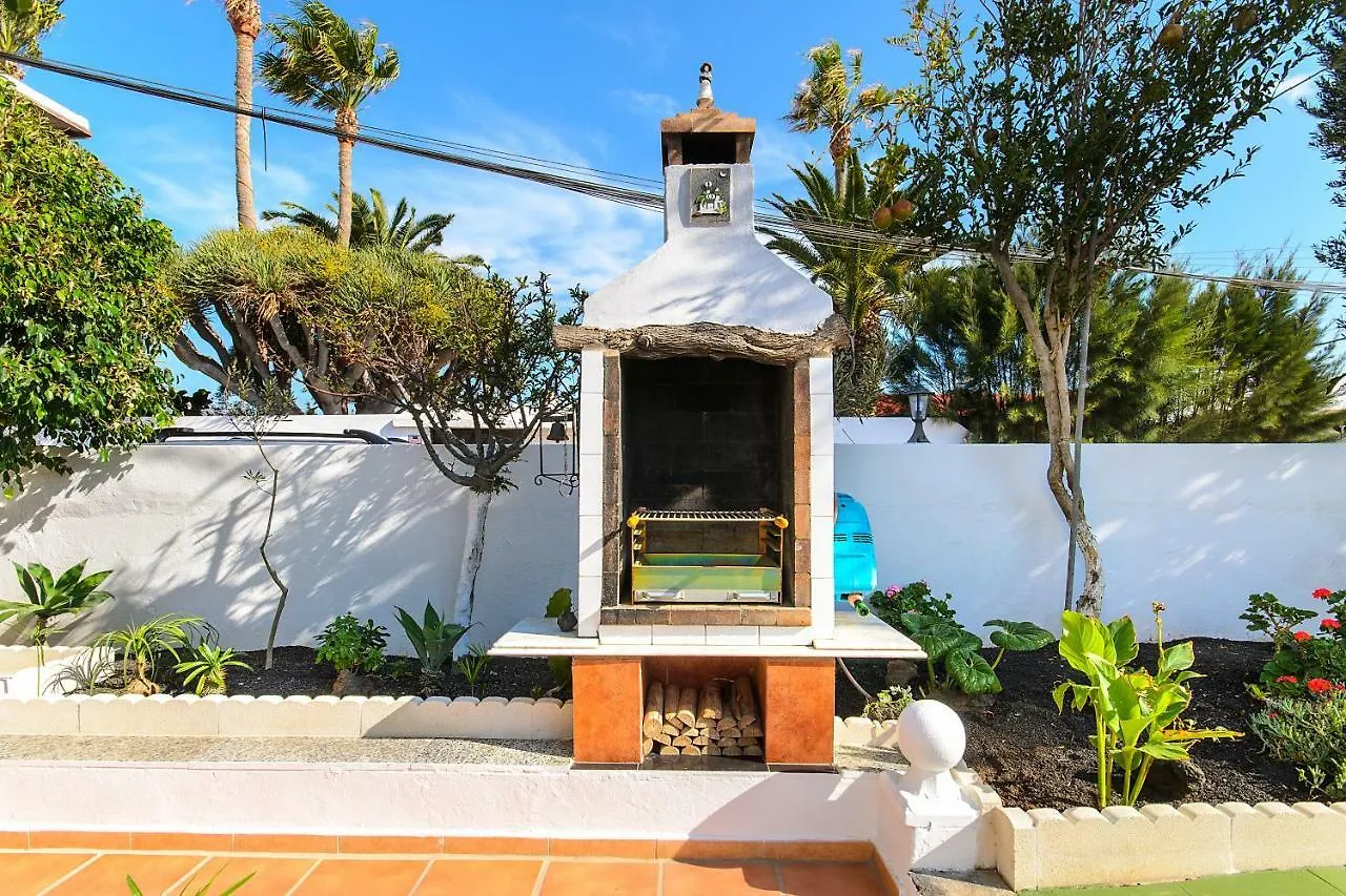 Hearth Away From House. Breia Villa Puerto del Carmen  Spain